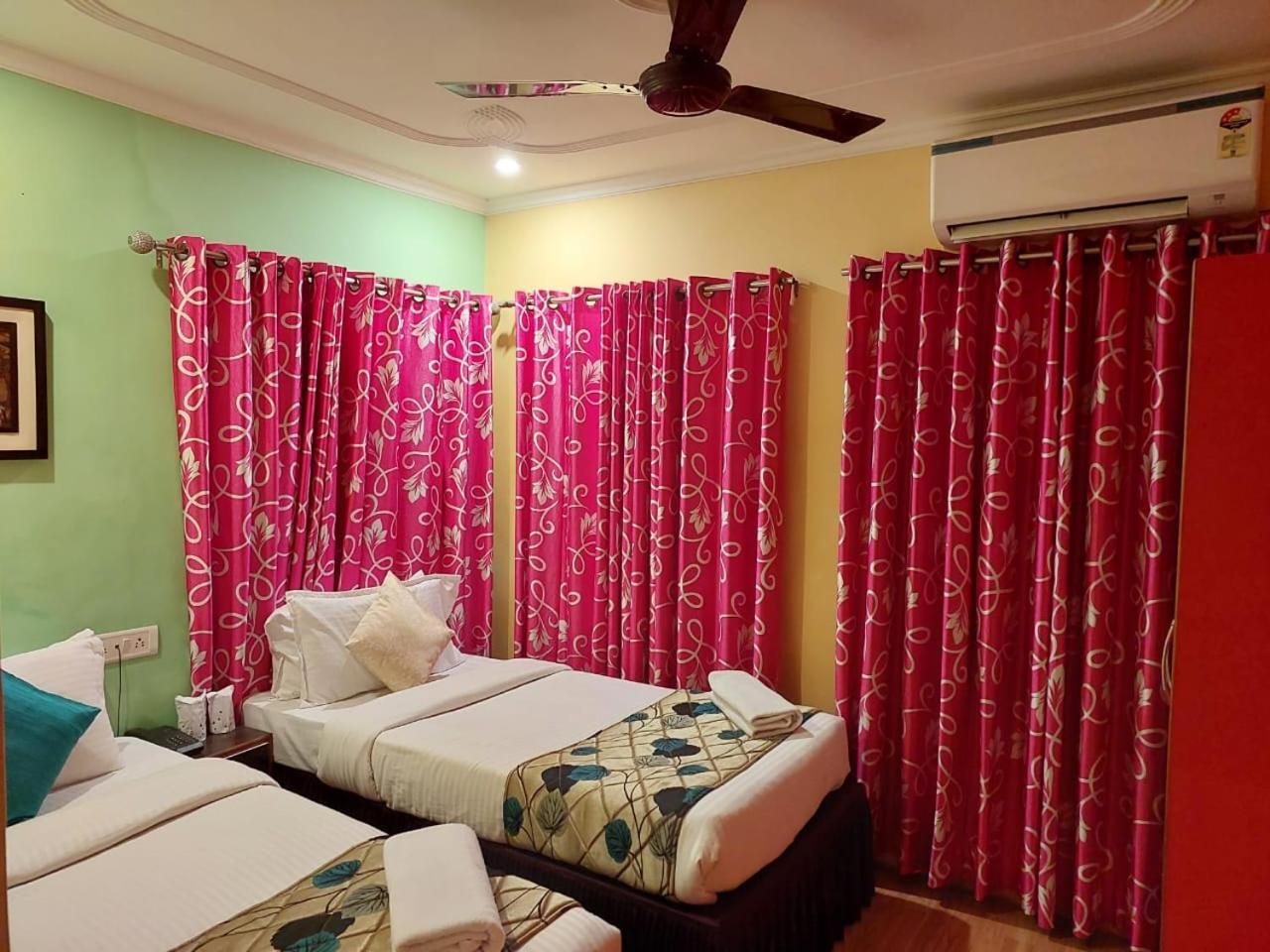Tara Guest House Varanasi Exterior foto